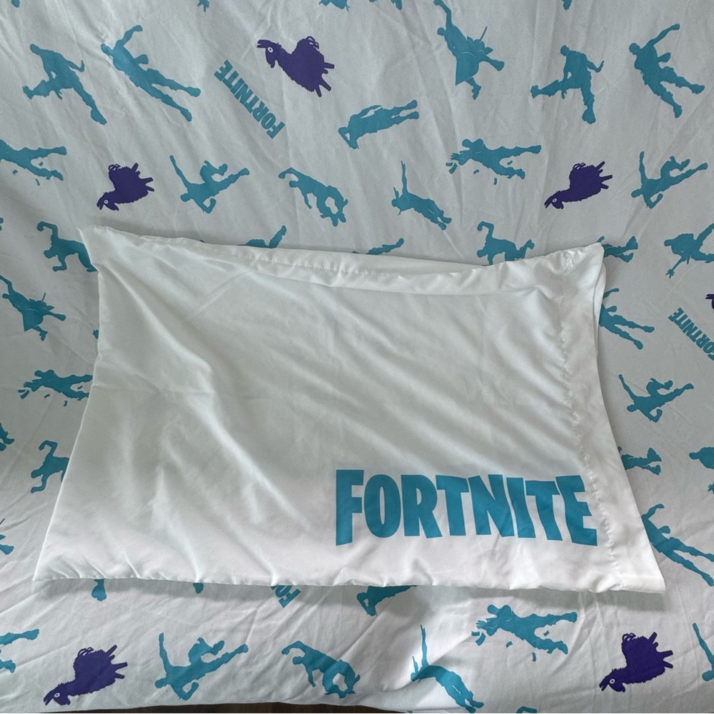 Fortnite twin flat sheet and pillowcase microfiber